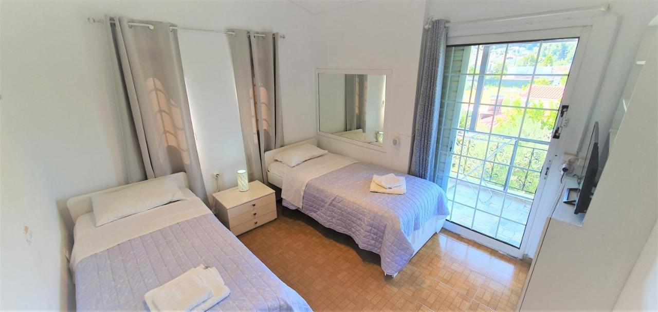 Vacation And Relaxation Home Oropos Nea Palatia Exterior foto